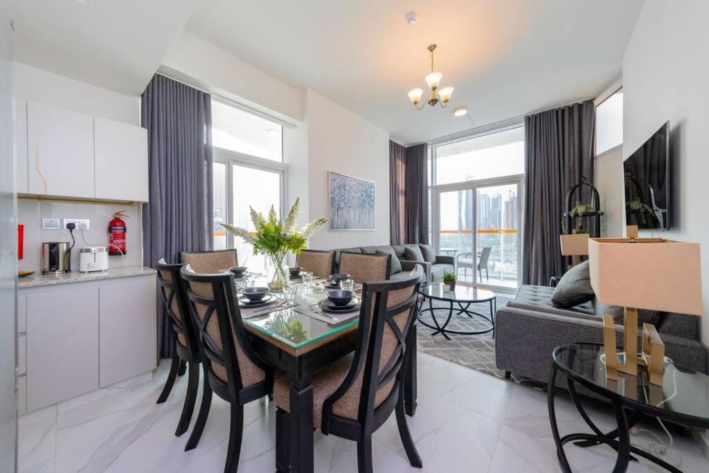 Millennium Binghatti, Business Bay - Mint Stay ドバイ エクステリア 写真
